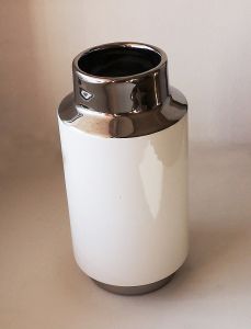 Фотография. Декоративная ваза Контраст 100x100x200, белый с серебром Cha11-M.