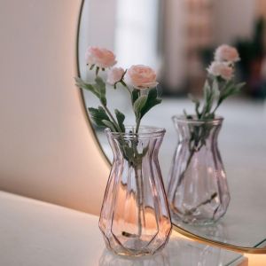Изображение: Декоративная ваза из стекла 120x120x185, пудровый Fancy74.