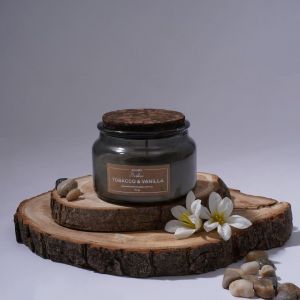 Ароматическая свеча в стекле BTOBACCO & VANILLA YJC-5. Изображение 2.
