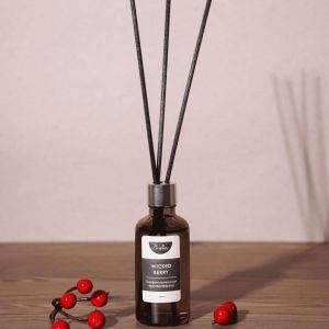 2 Фото: Парфюмированный аромадиффузор WICKED BERRY, 50 мл YJC-17.