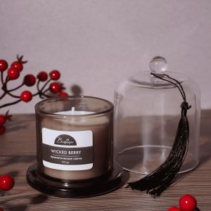 Ароматическая свеча в стекле WICKED BERRY  YJC-21. Изображение 2.